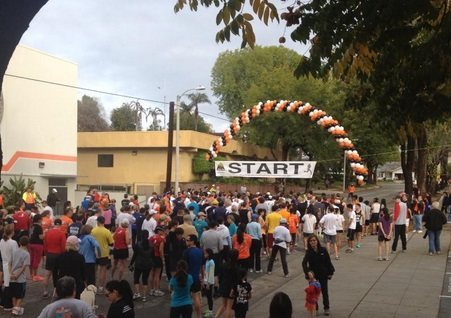 Starting line of South Pasadena Tiger Run